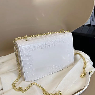 Borse per messaggeri femminili con chiusura a bottone e decorazione a perline in 7 colori eleganti