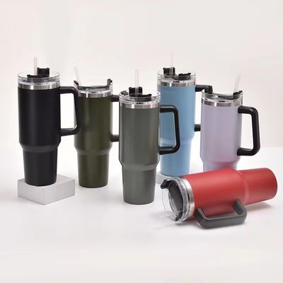 Tazze da viaggio 40oz Doppia parete Isolato in acciaio inossidabile Tumbler Flask per bevande calde e fredde