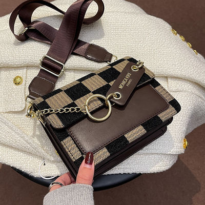 Shoulder 2024 Luxury Design Handbag Checkerboard Mini Stoffa Flap Sling Bag per Donne