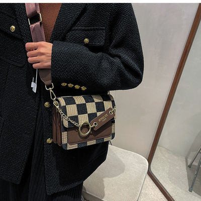 Shoulder 2024 Luxury Design Handbag Checkerboard Mini Stoffa Flap Sling Bag per Donne