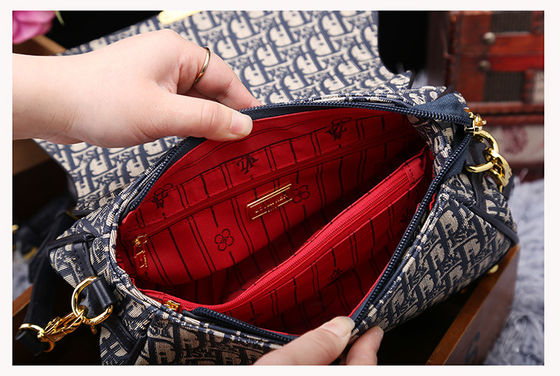 Borsa Crossbody per donne con modello di elefante di moda e stile in pelle in PVC resistente