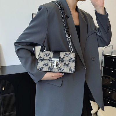 Lettera Retro Stampata Catena Lunghe Spalla Fessura Donna Sacchetto Crossbody Tipo Chiusura ZIP