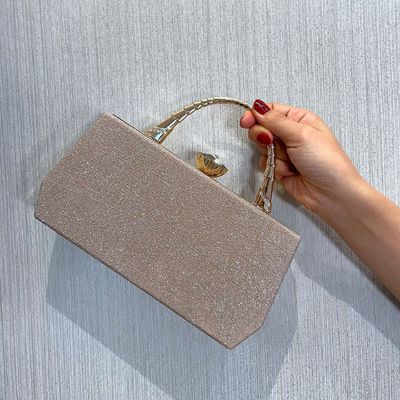 Vintage Style Borsa da mano femminile Hasp adornata con Designer Highlight Sequins Tendenza in pelle