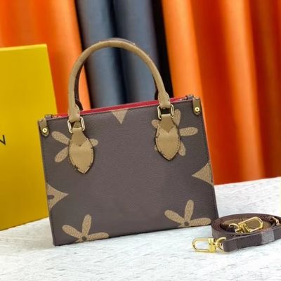Borsa da mano da donna a chiusura con pelle genuina e design in pelle dura e robusta