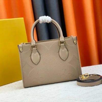 Borsa da mano da donna a chiusura con pelle genuina e design in pelle dura e robusta