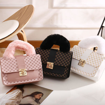 Mini borsa quadrata di lana d'agnello invernale e borsa da messaggero in PU per borsa da mano alla moda