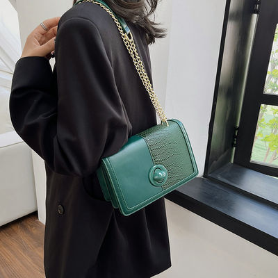 0.65kg leggero PU poliestere Mano borse a catena designer borse per un look alla moda