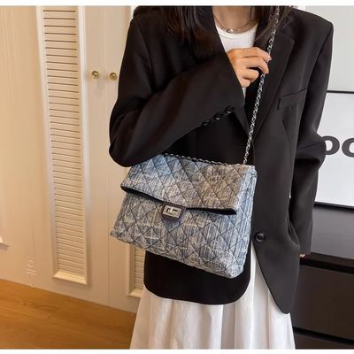 Versione coreana Cute Chain Shoulder Bag Spedizione veloce in 3-5 giorni per borsa da bagno femminile