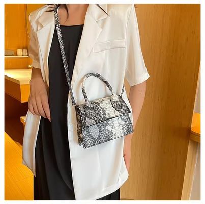 Borse di moda di lusso elegante per donne Designer Highlight Sequins Pelle Piccole borse