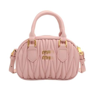 Borsa da messaggero in pelle per donna estiva con modello mini plissato e chiusura postale
