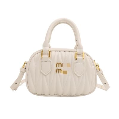 Borsa da messaggero in pelle per donna estiva con modello mini plissato e chiusura postale